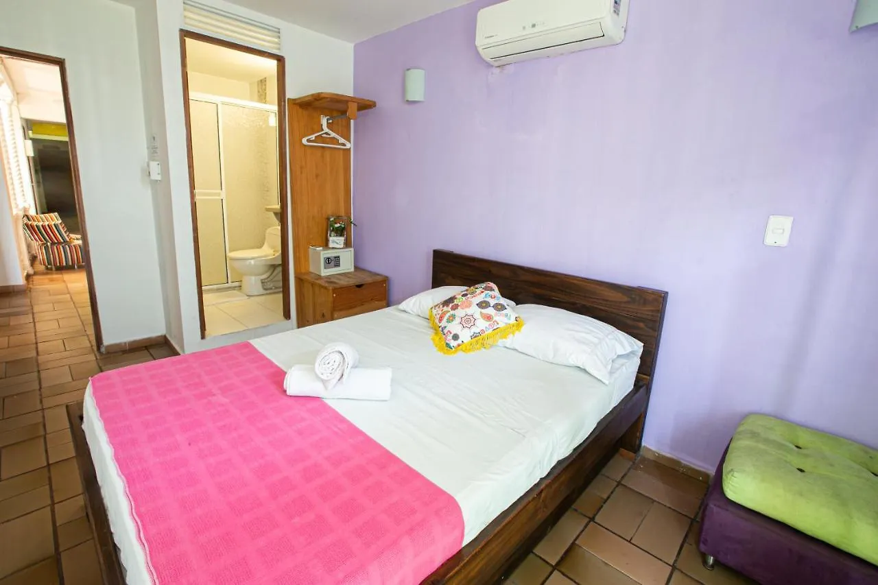 **  Mi Llave Hostels Cartagena Colombia